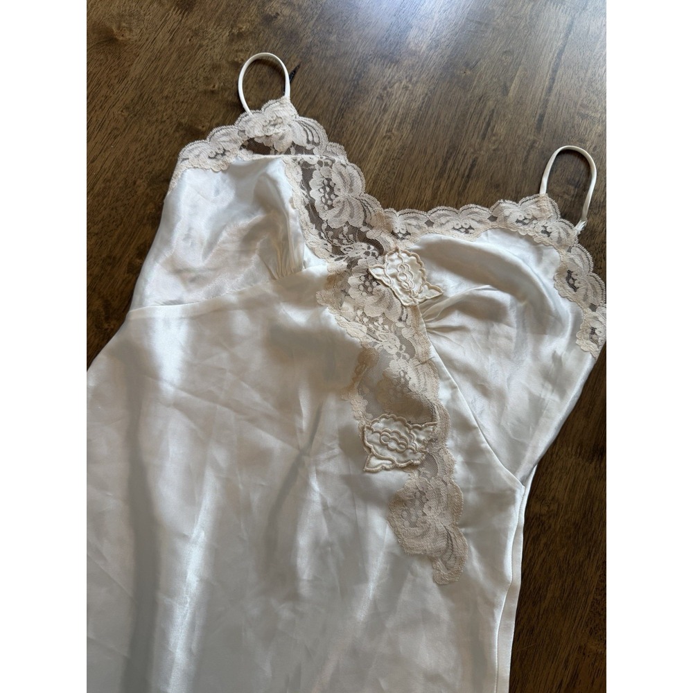 Vintage Victorias Secret Gold Tag Liquid Satin Slip Cream Lace Chemise Dress M